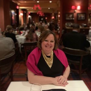 Meet your Posher, Angela